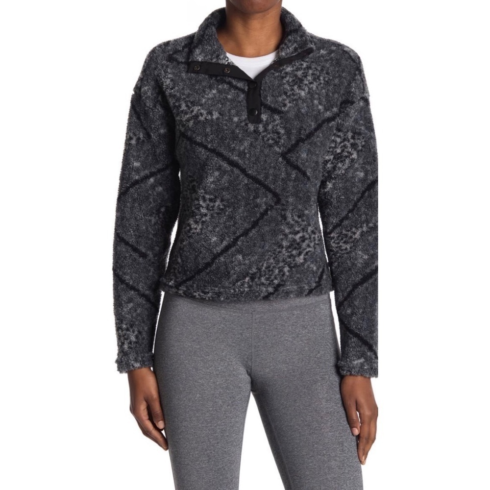 Marika Womens Tyra Faux Teddy Fur Pullover Black Size S Lounge Active